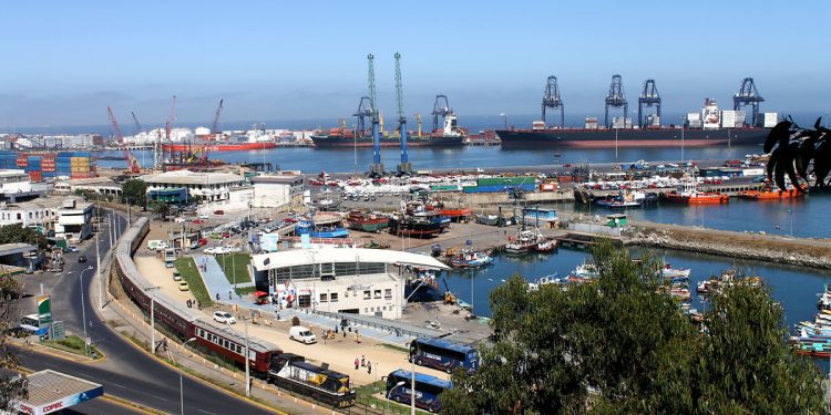 Fedefruta tilda de “medidas de presión obsoletas” el anuncio de paro portuario