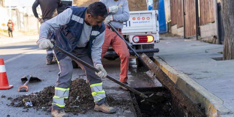 Municipio de Quilpué despliega operativo preventivo ante la llegada del sistema frontal