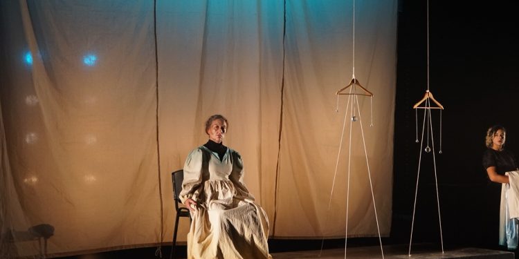 Con obra “ANDAR. Prueba escénica de imaginarios”  conmemoran Día Nacional del Teatro en la UV