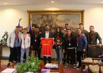 Histórica visita del Club Unión Glorias Navales al Congreso junto al diputado De Rementería