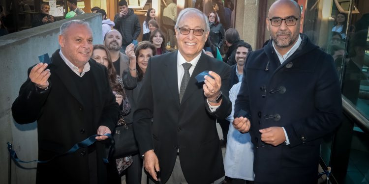 Facultad de Odontología UV inaugura moderna central de esterilización