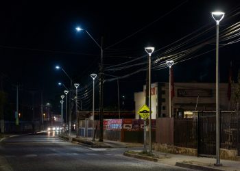 Municipio de Quilpué inaugura iluminación peatonal en Belloto Norte