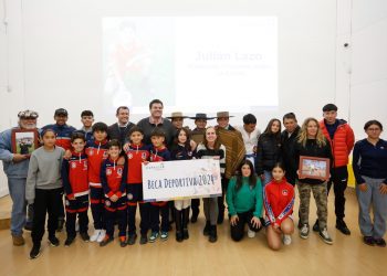 Team Zapallar 2024 recibe beca por excelencia académica