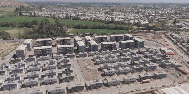 Plan de Emergencia Habitacional: En la región de Valparaíso hay casi 12 mil viviendas terminadas y más de 22 mil en ejecución