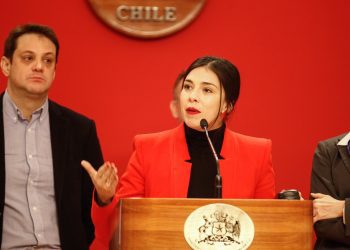Karol Cariola: “Que los chilenos y chilenas vivan con mayor seguridad en su vida cotidiana es una tarea que nos corresponde a todos y todas”