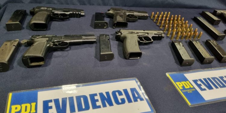 PDI Los Andes desbarata organización transnacional dedicada al tráfico de armas