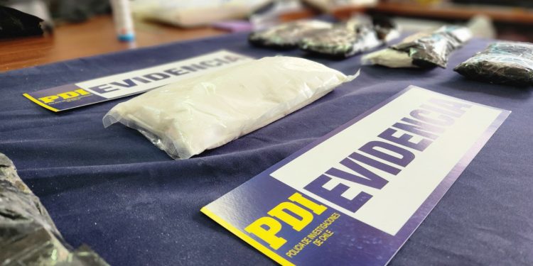 Los Andes: PDI detiene a dos sujetos extranjeros e incauta 3.630 gramos de ketamina