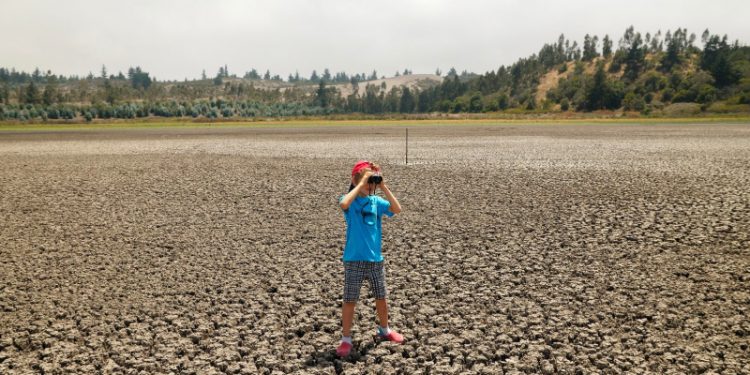 Jóvenes de la USM combaten la escasez hídrica en escuelas rurales con tecnología e innovación