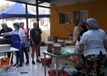 Campaña solidaria para centro de acopio y olla común de Villa Independencia