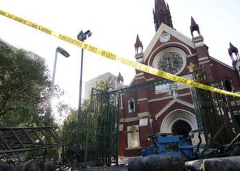 Acusado por incendio a iglesia de Carabineros enfrenta juicio oral: Fiscalía solicita 12 años de cárcel