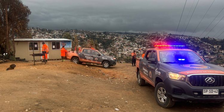 Comuna en alerta: Viña del Mar despliega personal para enfrentar intensas lluvias
