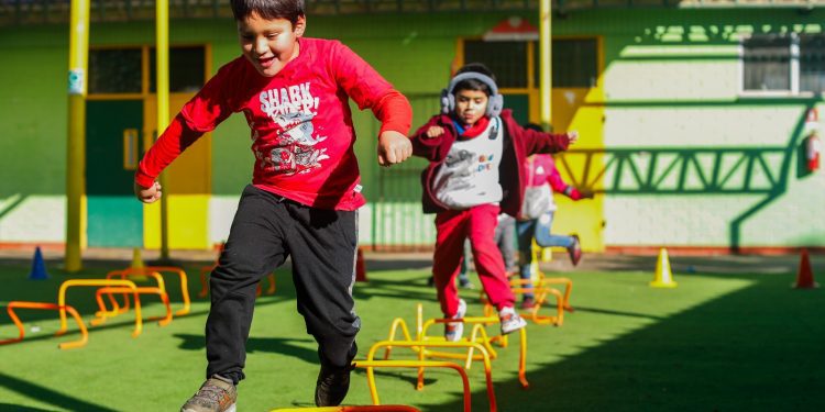 ¡Las vacaciones de invierno ahora son más entretenidas! Gobierno inaugura programa Escuelas Abiertas en Invierno a nivel nacional
