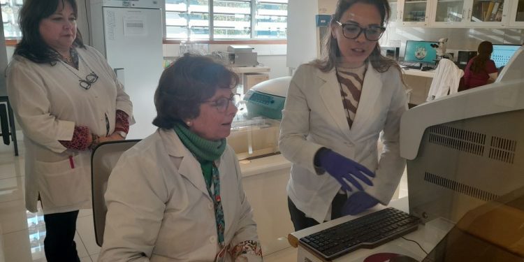 Hospital Dr. Gustavo Fricke SSVQP incorpora examen único en la región para avanzar en la detección y tratamiento del mieloma múltiple