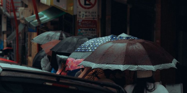 Equipos de Esval activan alerta temprana preventiva ante nuevo sistema frontal en la región