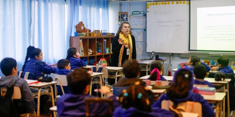 Mejora la asistencia escolar en la región de Valparaíso