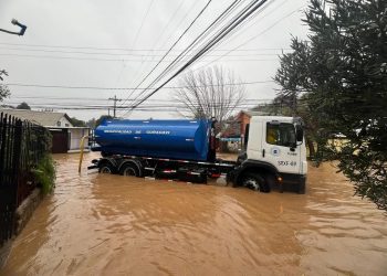 Intensas Lluvias Revelan Deficiencias en Infraestructura Vial: Alcalde de Curacaví y vicepresidente la Asociación de Municipios Rurales pide mayor inversión en comunas rurales