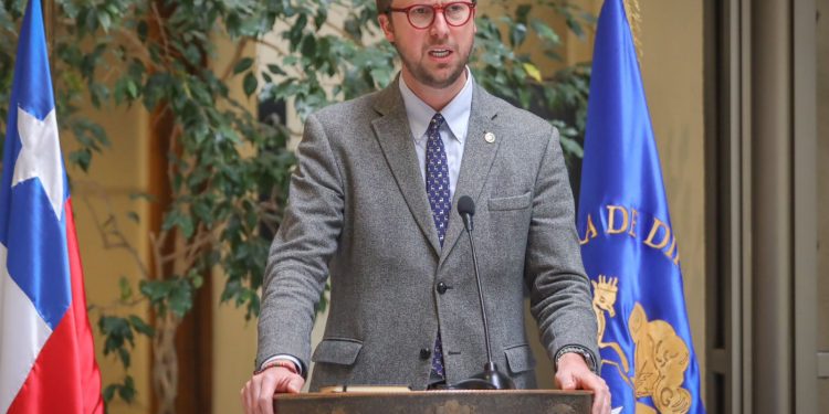 Diputado Sánchez (PRep) insiste en remoción de Delegada Presidencial y acusa falta de gestión