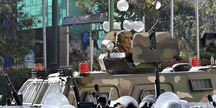 Bolivia: Presidente Arce convoca a ciudadanía a organizarse y movilizarse por «intento de golpe de Estado»