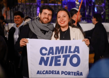 Frente Amplio asegura victoria en Valparaíso con Camila Nieto (CS) y se prepara para enfrentar a la oposición y al sharpismo en octubre