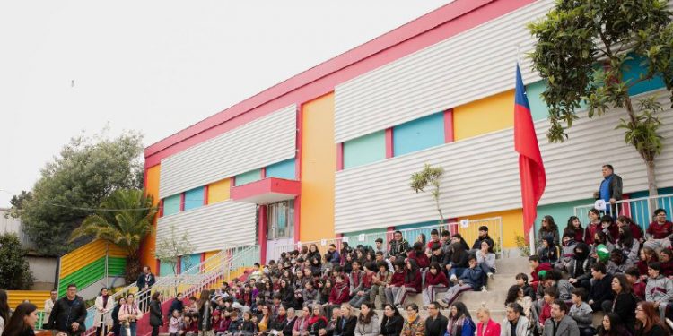 Viña del Mar: Escuelas municipales retoman sus clases tras sistema frontal