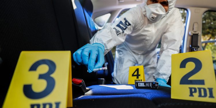 PDI CAPTURA A AUTORES DE ROBO ARMADO PERPETRADO EN VIVIENDA DE CERRO POLANCO