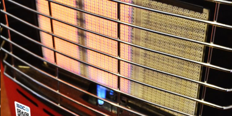 SEC aclara que estufas a gas pueden utilizarse en colegios ante dudas de algunas autoridades