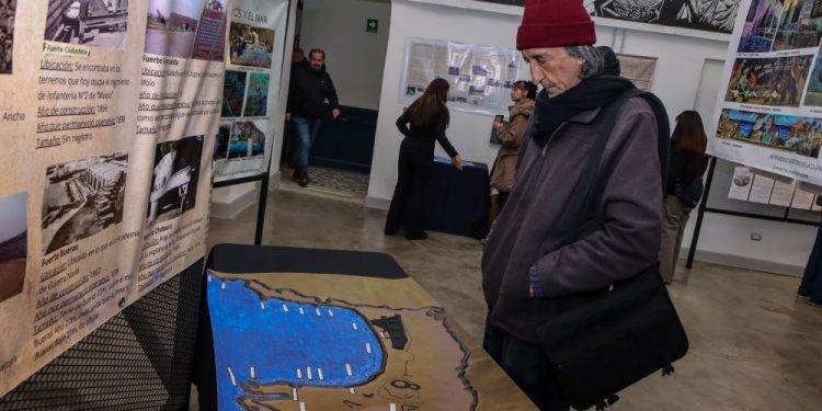 Estudiantes de Gestión en Turismo y Cultura UV inauguran exposición sobre patrimonio oceánico en edificio La Nave