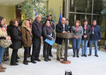 Diputado Cuello y dirigentes sociales piden condonación de deuda de electricidad a damnificados del mega incendio.