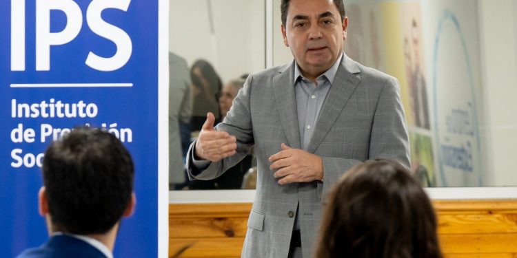 Presidente Boric nombró a Juan José Cárcamo como nuevo Director Nacional del Instituto de Previsión Social