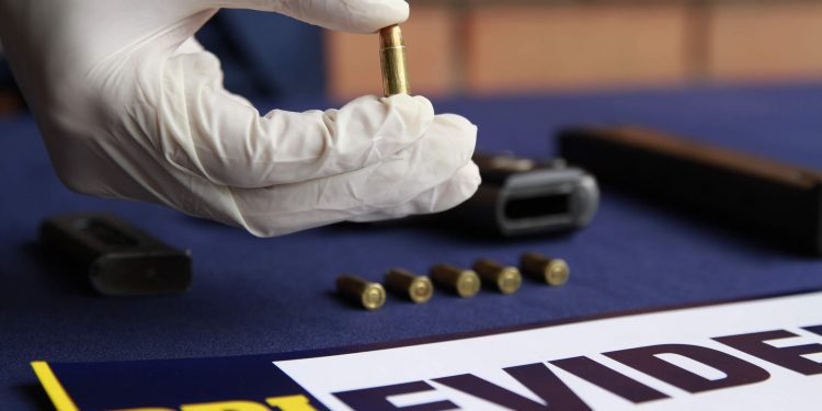 PDI SAN ANTONIO DETIENE TRES PERSONAS  POR RECEPTACIÓN E INFRACCIÓN A LA LEY DE ARMAS