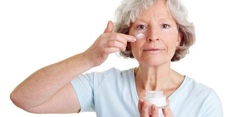Los desafíos de la piel en personas mayores