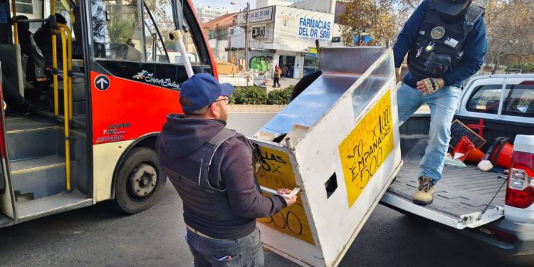 Viña del Mar: Tras fiscalización, más de 20 mil productos se han confiscado