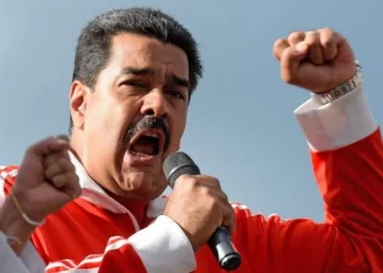 Inentendible tibieza ante un tirano