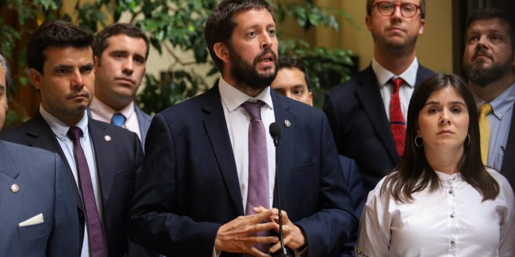 Caso Fundación Daya: Diputado Irarrázaval presentó denuncia ante la Fiscalía tras confirmarse anomalías en convenios con municipios