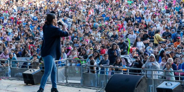 Masiva celebración del Día del Niño en la Quinta Vergara