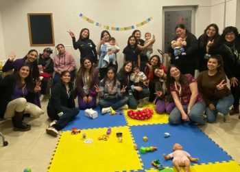 Estudiantes de Nutrición y Dietética UV promueven la lactancia materna con diversas actividades junto a la comunidad