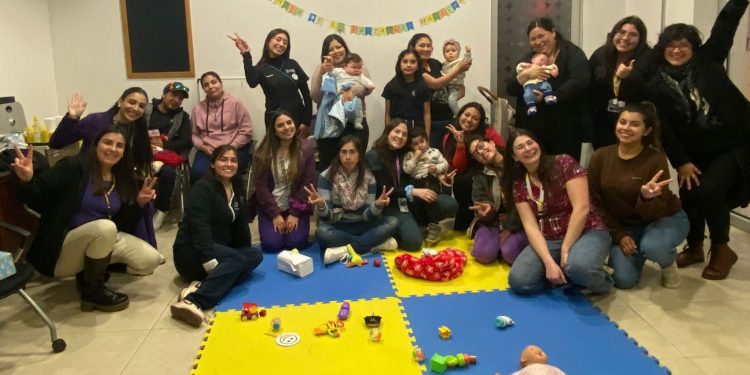 Estudiantes de Nutrición y Dietética UV promueven la lactancia materna con diversas actividades junto a la comunidad