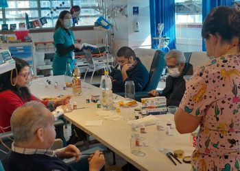 Taller de ergoterapia reduce deterioro de pacientes en quimioterapia