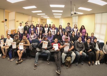 Personas en situación de calle se capacitan en manipulación de alimentos en la Universidad de Valparaíso 