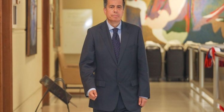 Diputado Celis denuncia crisis en el SAMU de Valparaíso: Móviles de emergencia están siendo trasladados a edificio colapsado