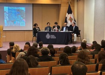Gobierno Regional de Valparaíso abordó la importancia de la gestión integrada para protección de las áreas costera en seminario realizado en la PUCV