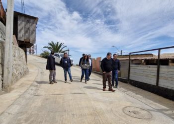 MINVU urbaniza emblemático campamento de Viña del Mar y mejora calidad de vida de cientos de vecinos en Santa Julia