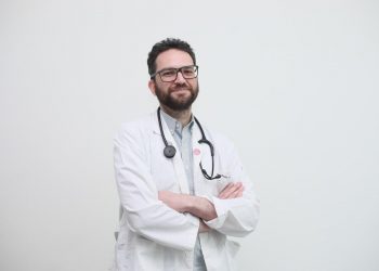 El médico que aspira llegar al Consejo Regional (CORE)