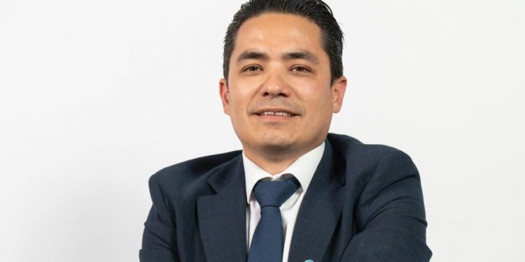 El concejal de La Cruz que aspira a liderar la comuna con propuestas concretas y realistas