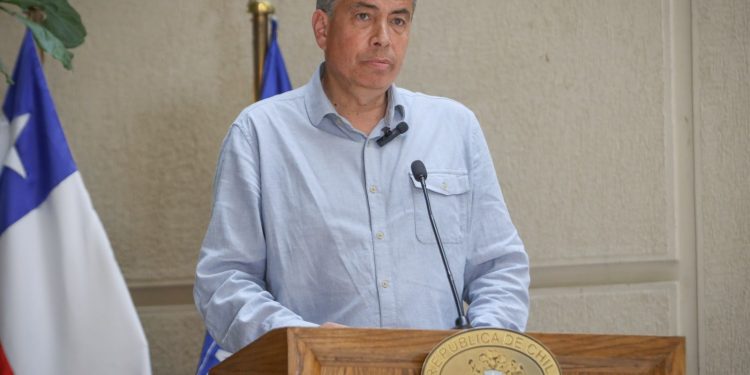 Diputado Celis interpone recurso de protección para proteger a residentes de Santa Sonia en Viña del Mar ante peligro inminente de derrumbe