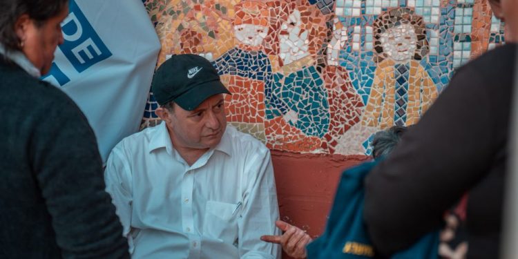 Iván Poduje denuncia exclusión de damnificados en proceso de reconstrucción tras megaincendio en Viña del Mar