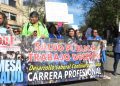 Diputados oficialistas junto a dirigentes sindicales y de usuarios se manifiestan por hospital Van Buren