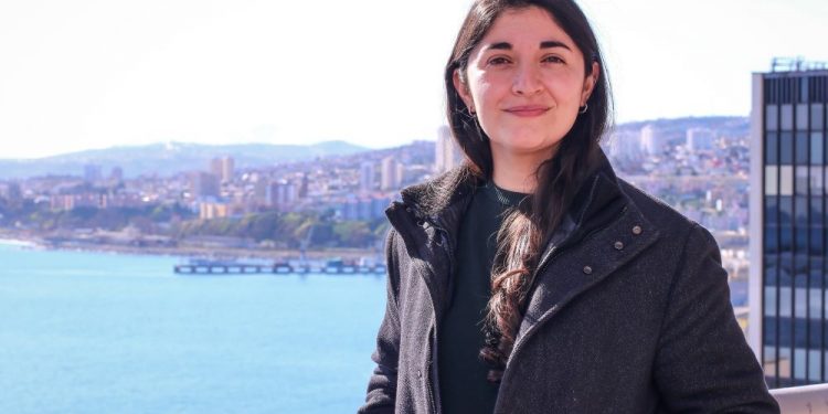 Tania Valenzuela: La profe de Educación Física que va a la relección en el CORE