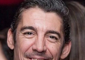 Felipe Ríos Expresa Apoyo a Rodrigo Mundaca en la Segunda Vuelta para Gobernador Regional