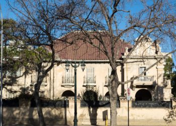 Casa Losada de Viña del Mar saldrá a remate a fin de mes y el piso mínimo es de $3 mil 89 millones